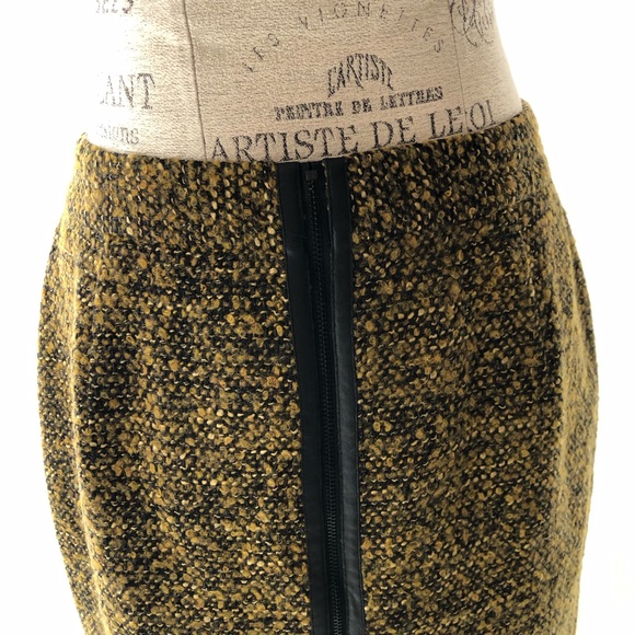 Classiques Entier Back Zipper Knitted Skirt - Picture 9 of 13